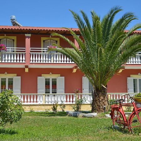 Апартаменти Giannis And Fridas Garden Сідарі Екстер'єр фото