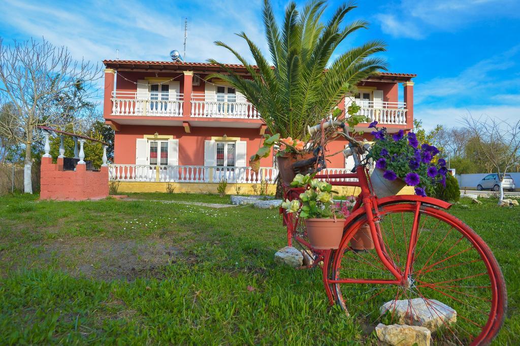 Апартаменти Giannis And Fridas Garden Сідарі Екстер'єр фото